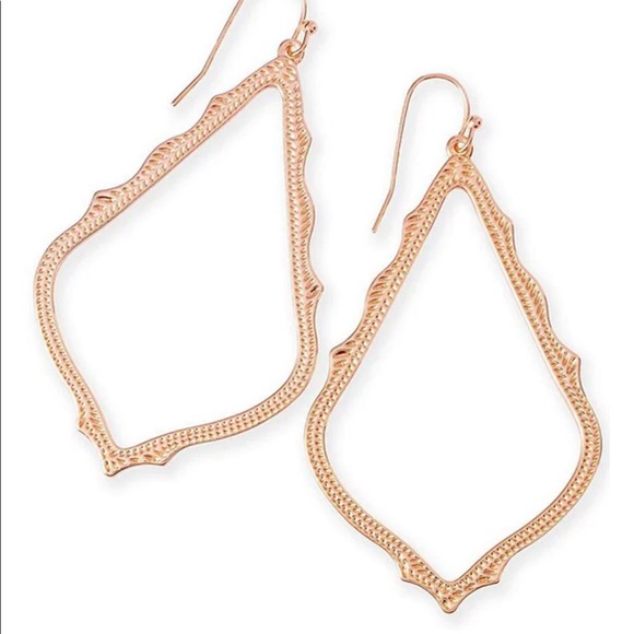 Kendra Scott Jewelry - Kendra Scott Gold Sophee Drop Earrings